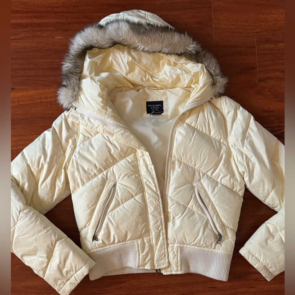 Abercrombie Cropped Puffer Jacket